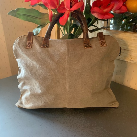 THE WINSTON, Authentic HANDMADE Zippered Handbag from THE BARREL SHACK. Clean. - Picture 5 of 7